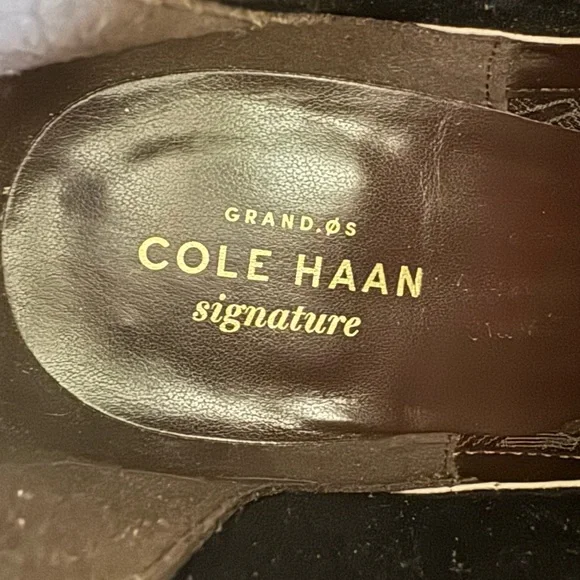 NWOB Cole Haan Hayes Gore Suede Bootie - Dark Brown - Size 7.5 - Picture 11 of 11